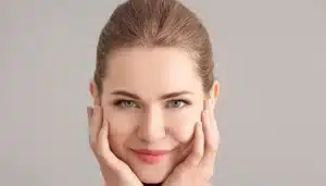 Cuidado de la piel después de un tratamiento facial